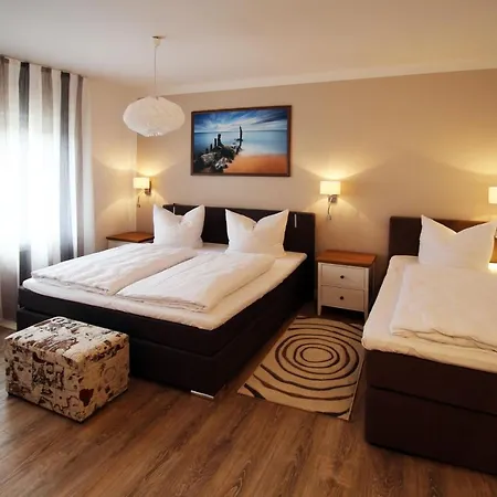 Holiday home Jule Mit Grossem Umzaeunten Grundstueck Pudagla
